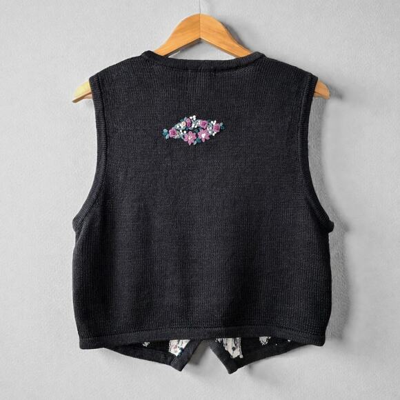 Y2K Whimsigoth Embroidered Sweater Vest Fairycore Cottagecore Romantic Boho M - Picture 5 of 9